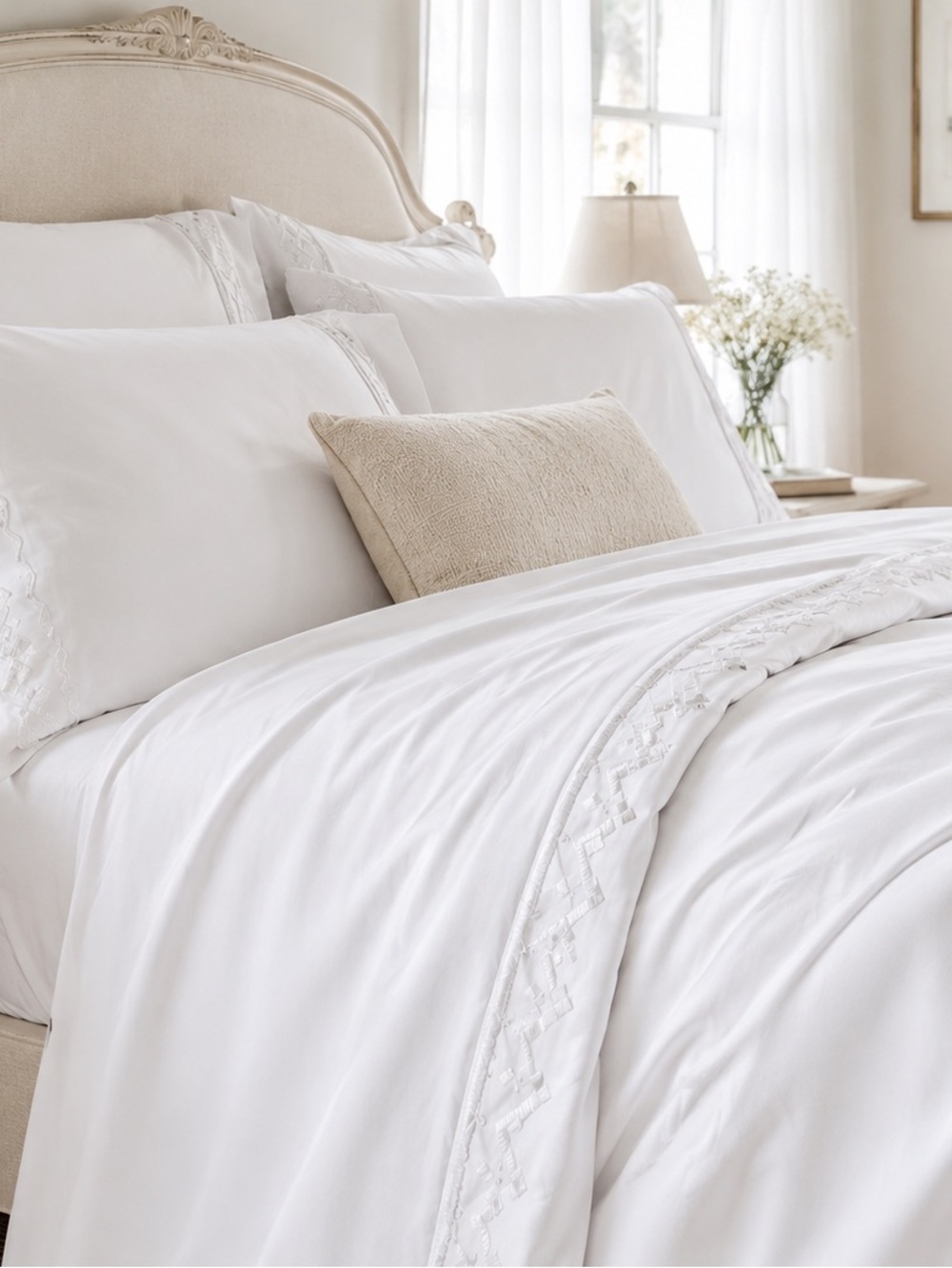 WestPoint Stevens King Flat Sheet White No-Iron 180 TC Cotton Blend Embroidered
